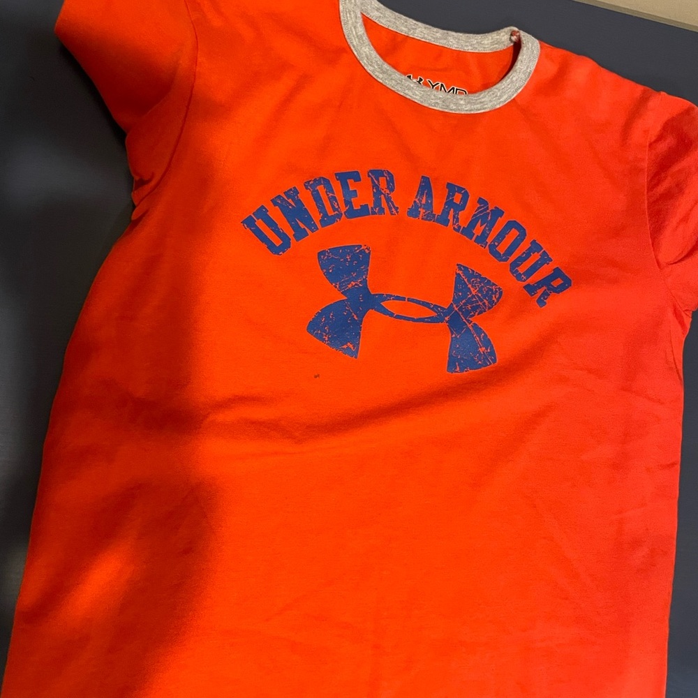 (3) YM Under Armour t-shirts.